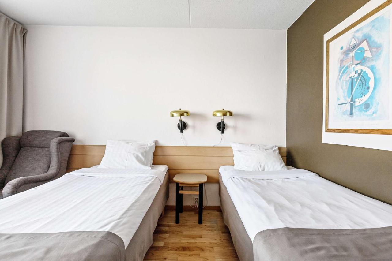 Western Norra Vattern 4*